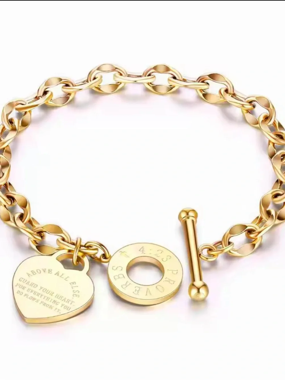 Faithful Heart Toggle Bracelet in 18K Gold